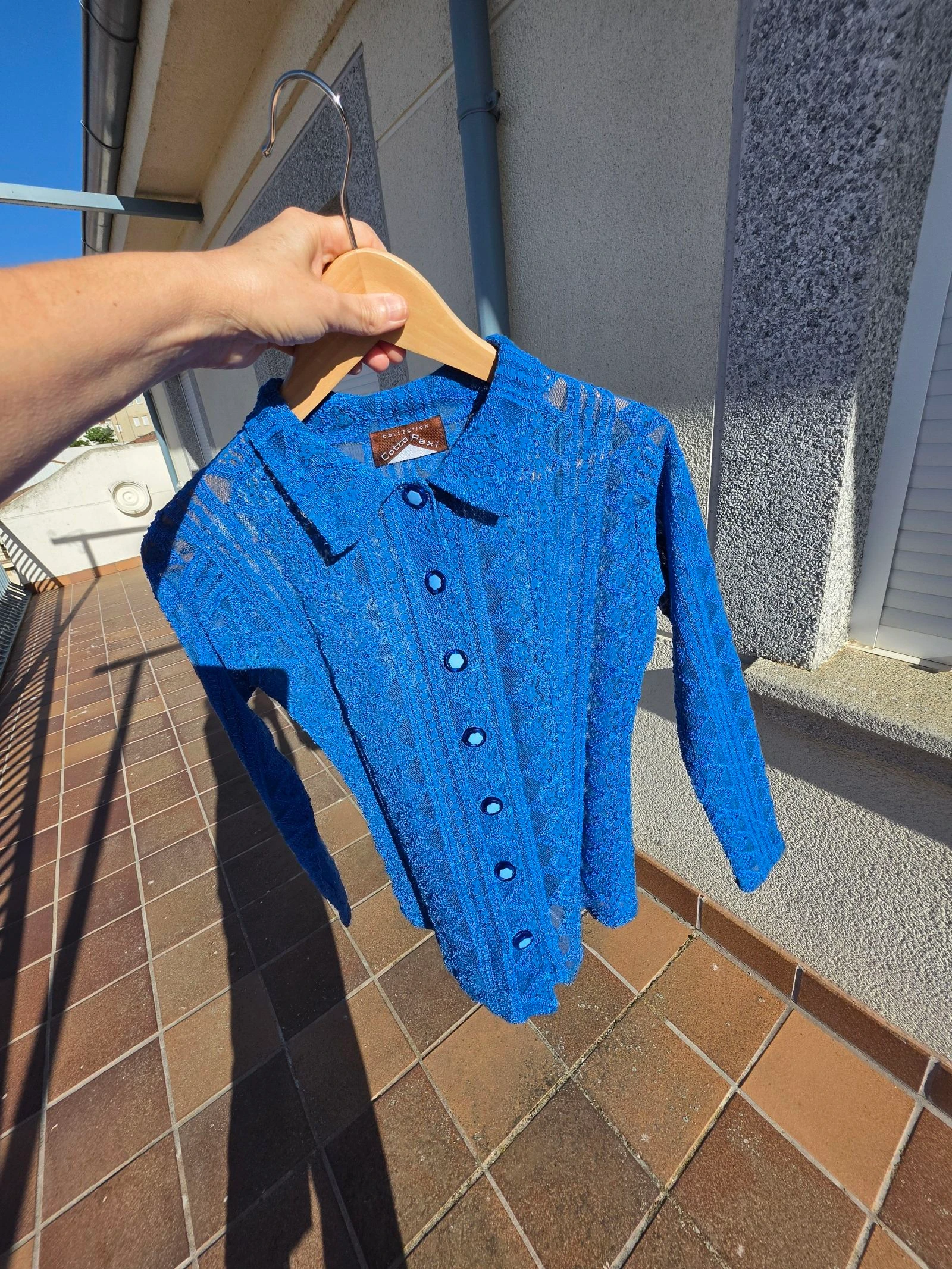 Camisa encaje azul 